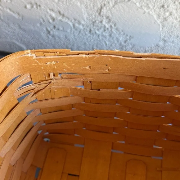 Longaberger Cake Basket and Lid - Picture 10 of 11